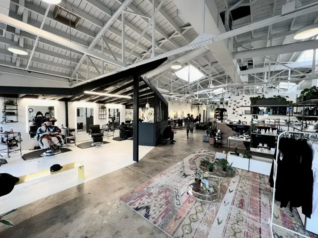 Emerge Modern Salon - South Broadway — Hair salon in Englewood